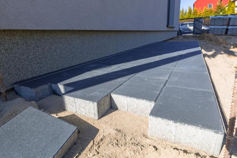 Dalles ou pavés, quel revêtement pour une terrasse à Wittelsheim ?